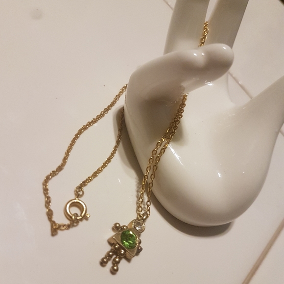 💚 Peridot Girl Necklace 👗 - Picture 7 of 8